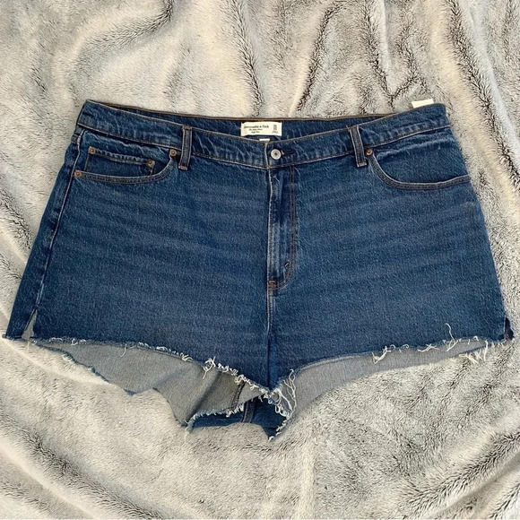 Abercrombie & Fitch The Mom Short High Rise Curve Love 35/20 Jean Short‎ New - Picture 1 of 8